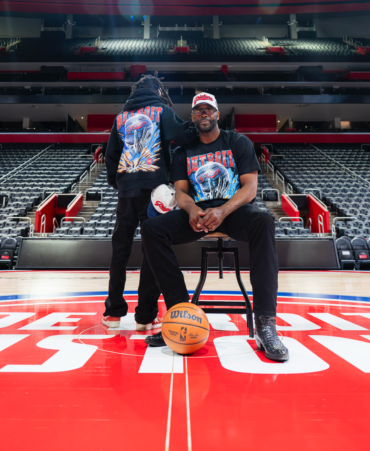 PISTONS GATOR HOODIE BLACK