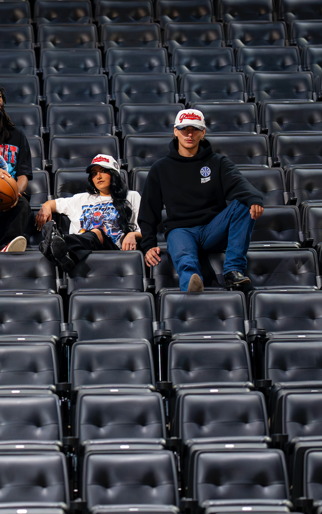 PISTONS GATOR HOODIE BLACK