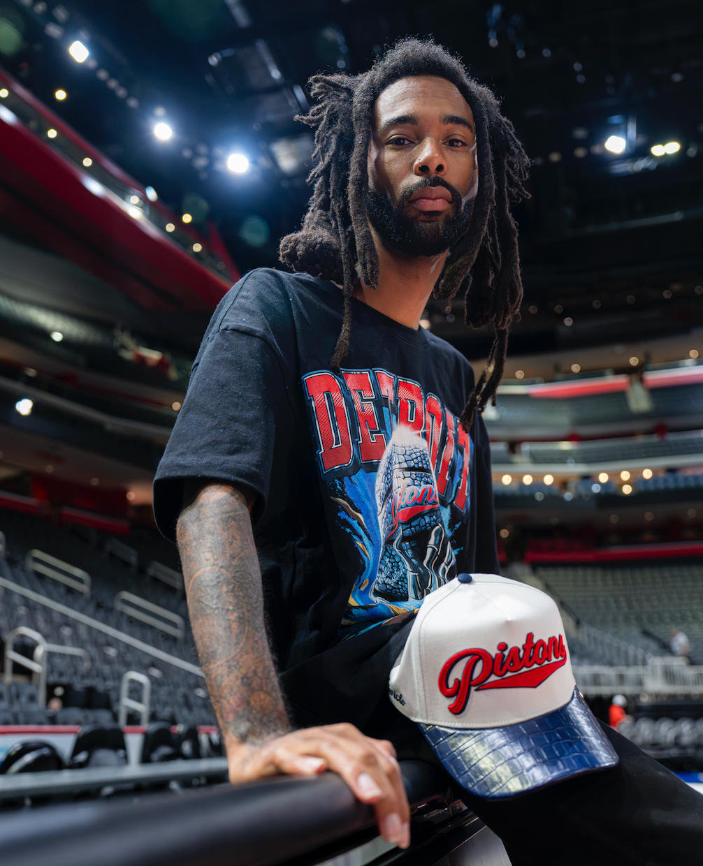 PISTONS GATOR TEE OFF BLACK