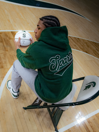 SPARTAN SCRIPT EMBROIDERED HOODIE GREEN