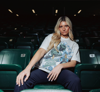 RETRO SPARTAN HOCKEY TEE WHITE
